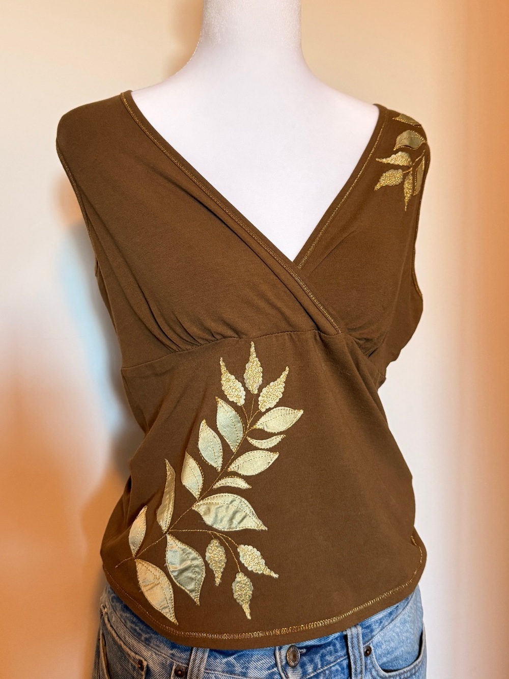Liz Claiborne Olive Green Sleeveless V-Neck Camisole with Gold Leaf Embroidery